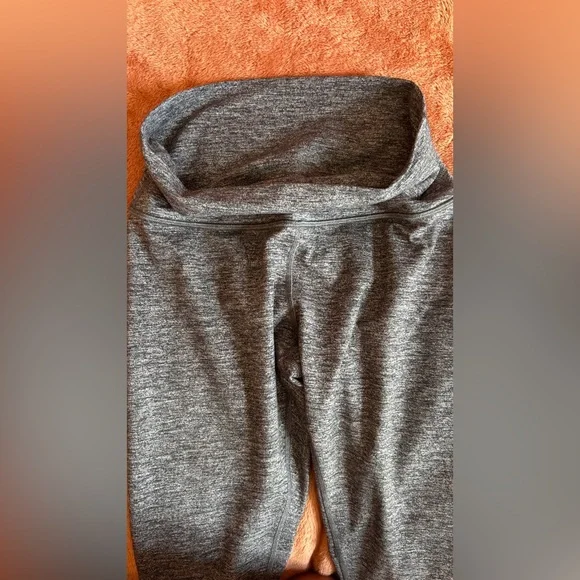 lululemon athletica Gray Leggings - Picture 4 of 5